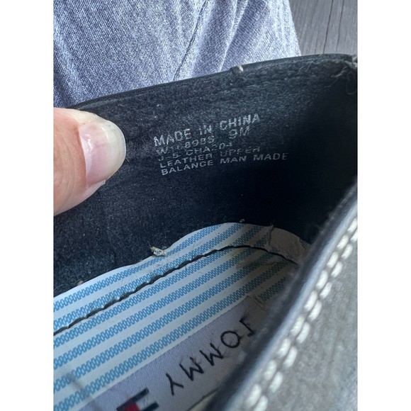Vintage Tommy Hilfiger Black Grain Leather Loafers, sz 9 (but runs small!) - Picture 7 of 8